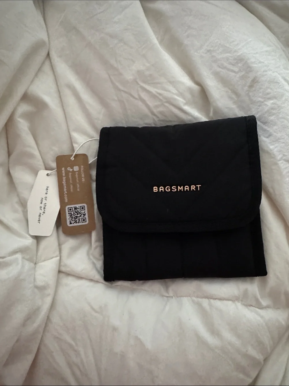 BAGSMART Black Quilted Travel Cosmetic Pouch